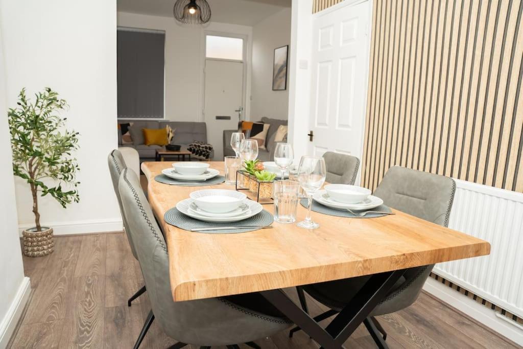 Stylish Home In York - Free Wifi & Parking - Close To Racecourse & City Centre Dış mekan fotoğraf