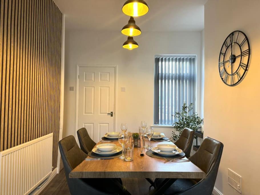 Stylish Home In York - Free Wifi & Parking - Close To Racecourse & City Centre Dış mekan fotoğraf