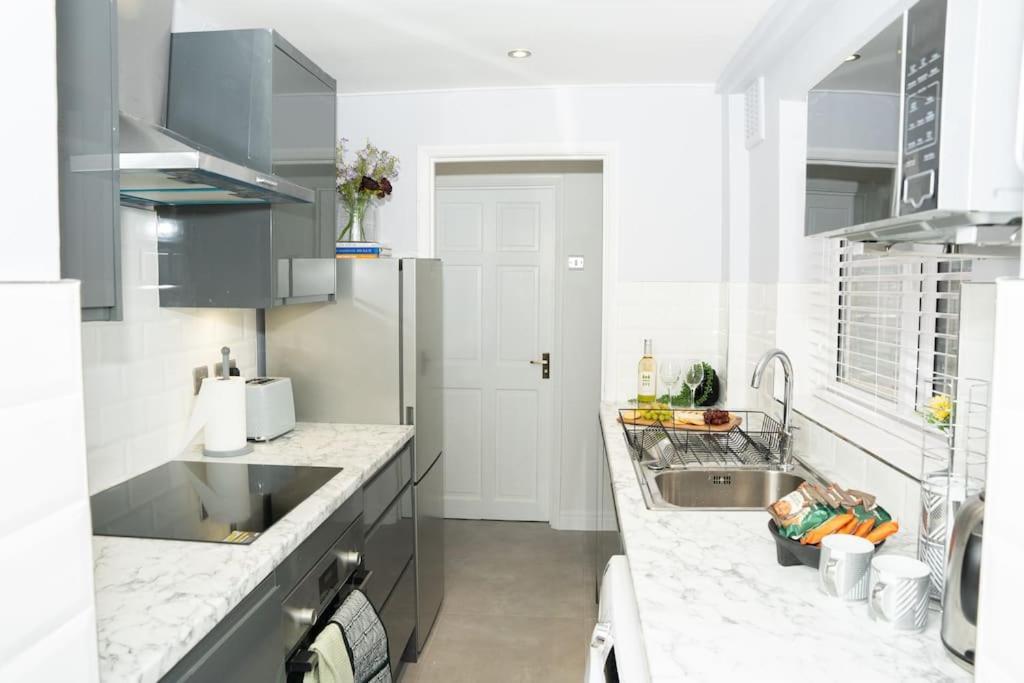 Stylish Home In York - Free Wifi & Parking - Close To Racecourse & City Centre Dış mekan fotoğraf